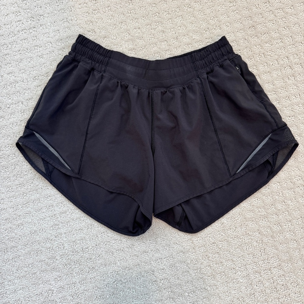 lululemon athletica Hotty Hot 3.5” Shorts